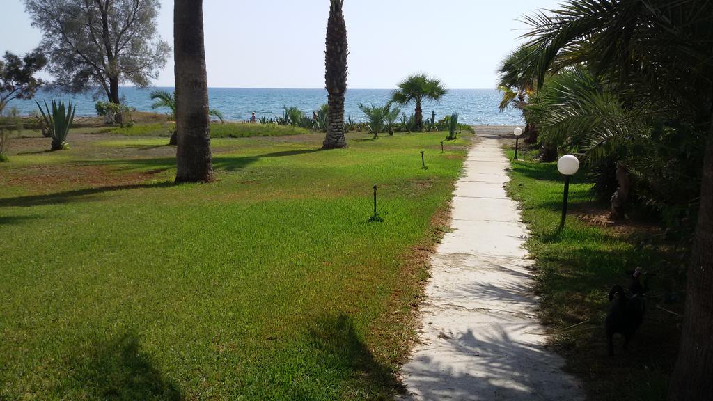 Sandy Beach Apartment 3 Voroklini Exterior foto