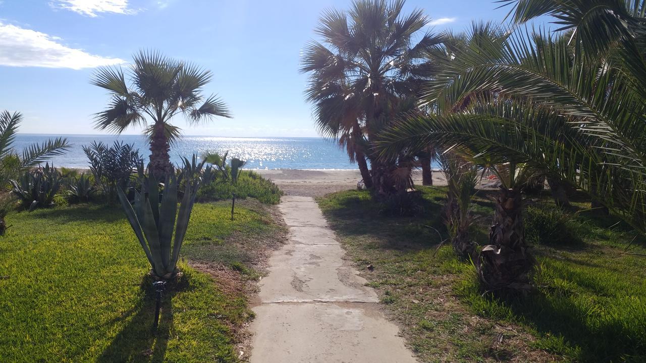 Sandy Beach Apartment 3 Voroklini Exterior foto